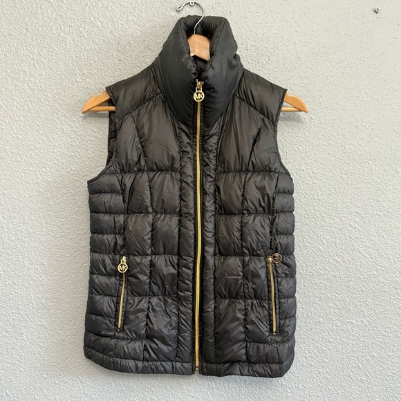 Michael Kors Packable Down Vest Size XS Full Zip - Picture 1 of 7
